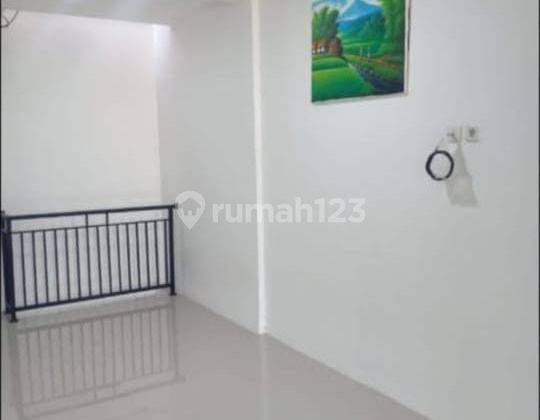 Rumah Murah Semi Furnished 2 Lt Dekat Lrt Boulevard Selatan 2