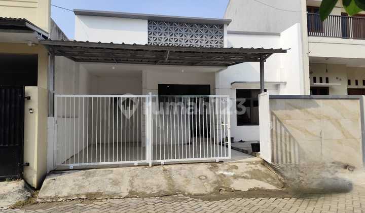 Nice 1-Story House Ready to Live in Harapan Indah 1 Complex, Bekasi. Nice 1-Story House Ready to Live in Harapan Indah 1 Complex, Bekasi.