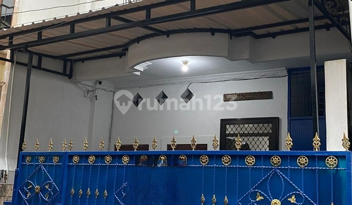 Affordable 2.5-Storey House behind Central Prak in Tanjung Duren, West Jakarta 2