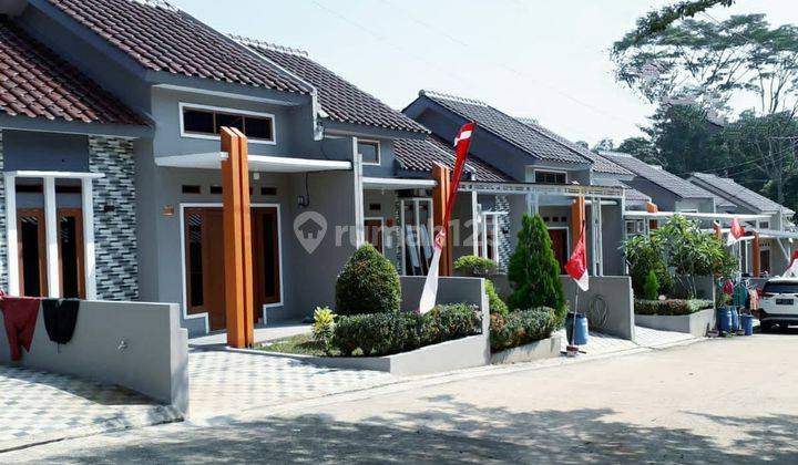 Rumah Angsuran Terjangkau Dengan Fasilitas Kolam Renanb 2