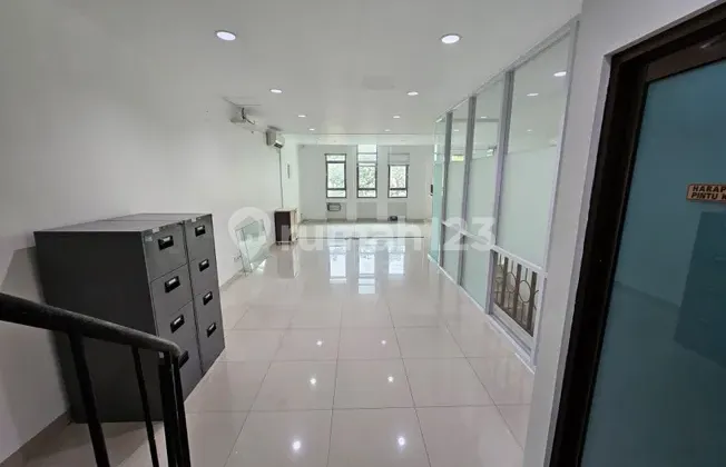 DIJUAL Ruko Sentra Menteng Luas 175m2