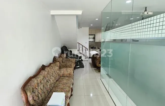 FOR SALE Ruko Sentra Menteng Area 175m2 2