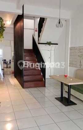Disewakan Ruko 2 Lantai Siap Untuk Usaha Cafe 1