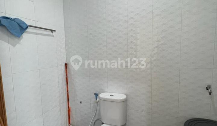 Disewakan 1 Unit Rumah di Monde Residence  8