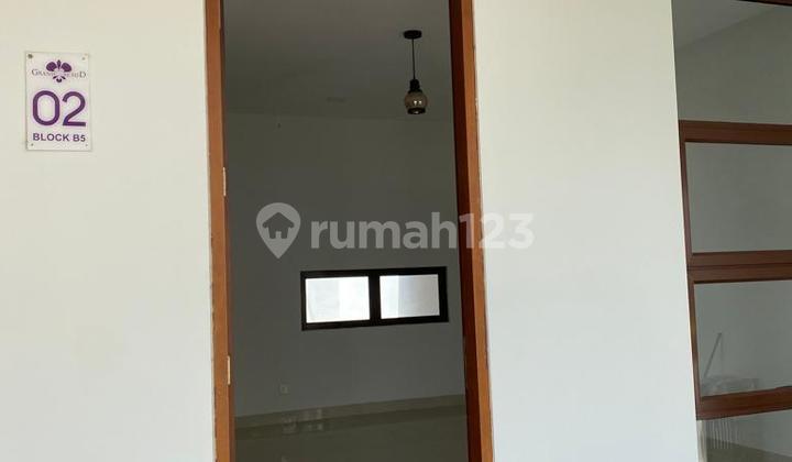 Disewakan 1 Unit Rumah di Grand Orchid  2