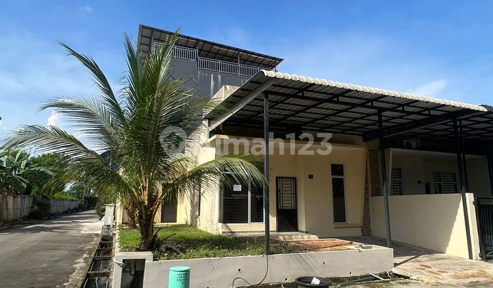 For Sale Beautiful Sandona Type Hook House in Batam