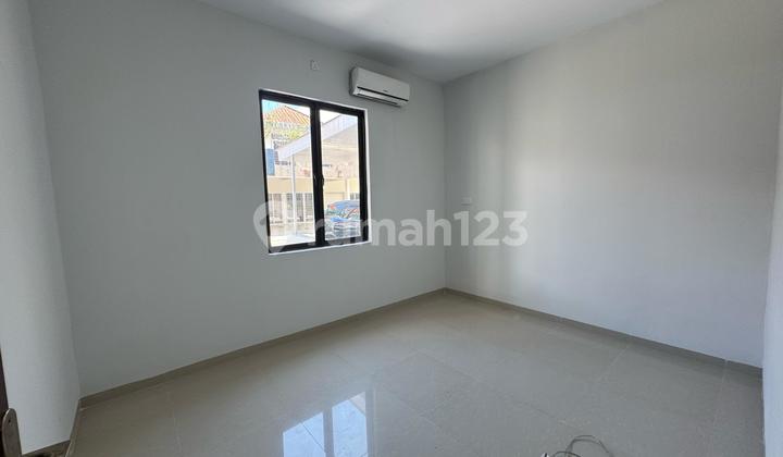 For Sale Ready-to-Occupy House in Diamond Pavilion Batam Centre 2