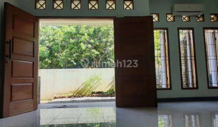 Rumah Dijual Cepat Siap Huni Di Villa Dago Toll Dekat Bsd  2