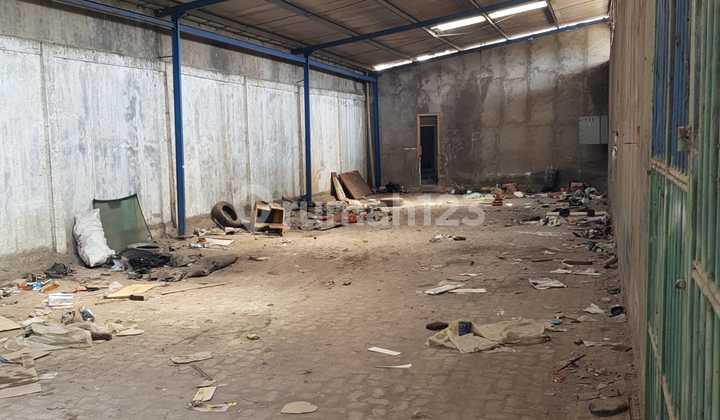 Gudang Cimencrang Lokasi Strategis Masuk Tronton 4
