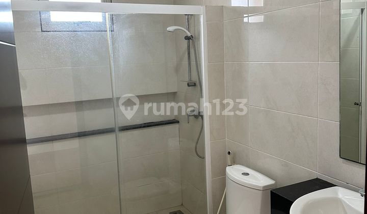 Rumah 2 Lantai di Golf Island Pik, Hadap Matahari Pagi 2