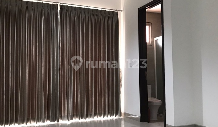 Disewakan Rumah pik 2 tahap 1 ukuran 8x12,5 Disewakan Rumah pik 2 tahap 1 ukuran 8x12,5