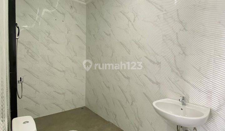 Dijual Rumah Bukit Palma 2 Lantai  4