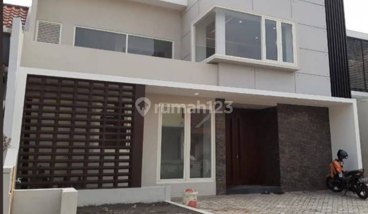 Dijual Rumah International Village Modern Minimalis 2 Lantai 1