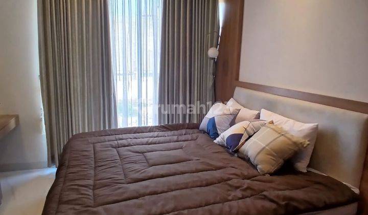 Rumah 3 Lantai Baru Unfurnished Sertifikat Hak Milik di Pejaten, Jakarta Selatan 1