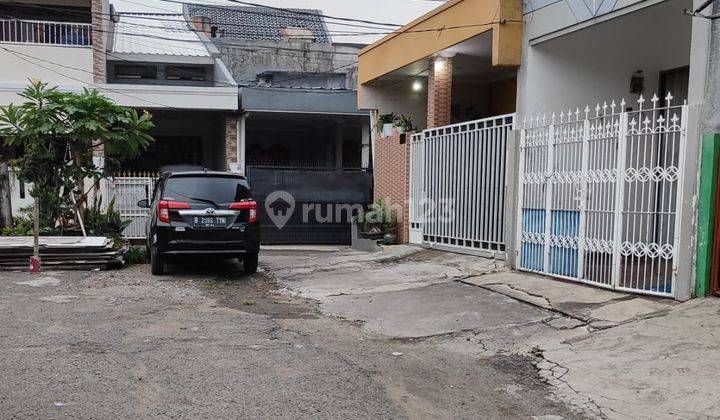 Rumah Bagus Semi Furnished SHM di Duren Sawit, Jakarta Timur 2