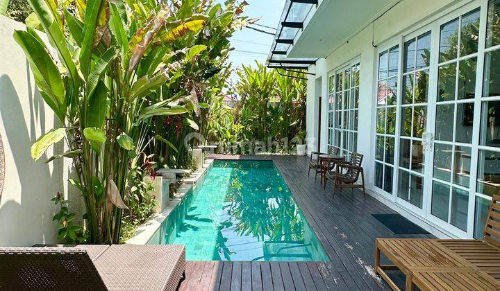 Beautiful Modern Minimalist Villa At Puri Gading For Rent 1