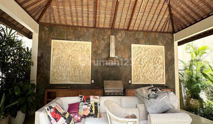 Beautiful House At The Premium Location In Jimbaran For Sale 2