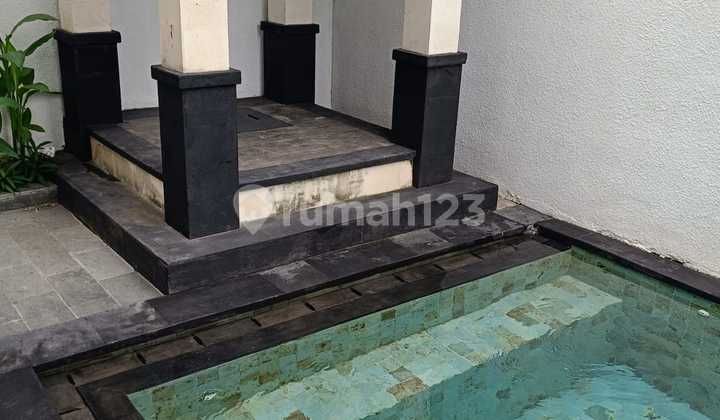 3 Bedroom Villa For Rent At Mumbul Nuda Dua 2