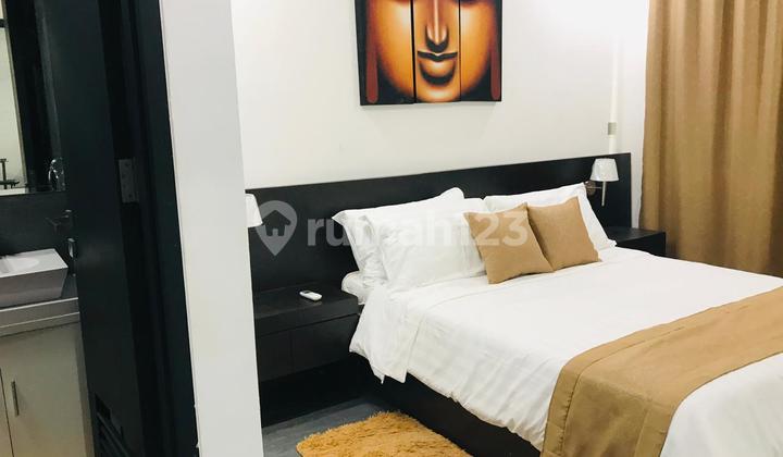 Apartemen 3 Kamar Tidur Lengkap Berfurnitur di Lokasi Premium