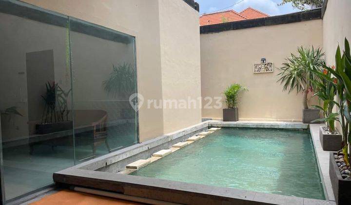 Dijual Rumah Plus Swimming Pool Di Komplek Perumahan Jimbaran 1