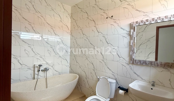 3 Bedrooms Brand New Villa Fully Furnished