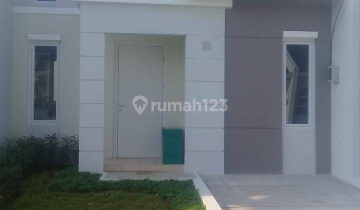 Rumah SHM di Summarecon Karawang, Karawang Timur 1