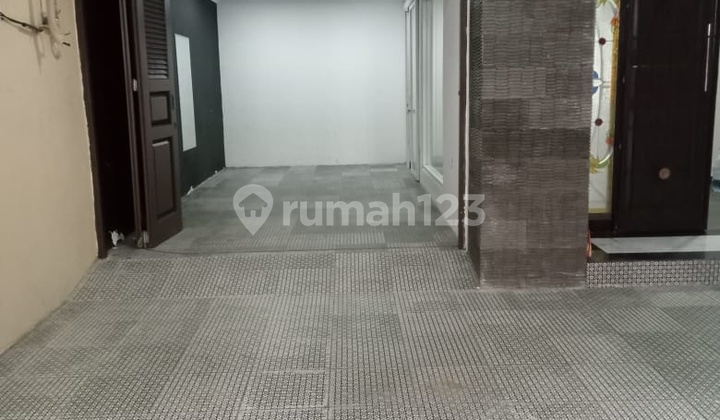 Rumah Bagus 3 Lantai Harga Di Bawah NJOP Daerah Kelapa Gading