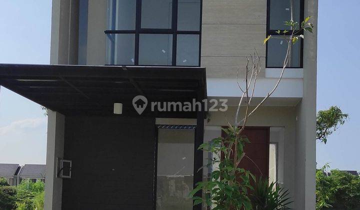 Rumah 2 Lantai Bagus HGB di North West Central, Surabaya 1