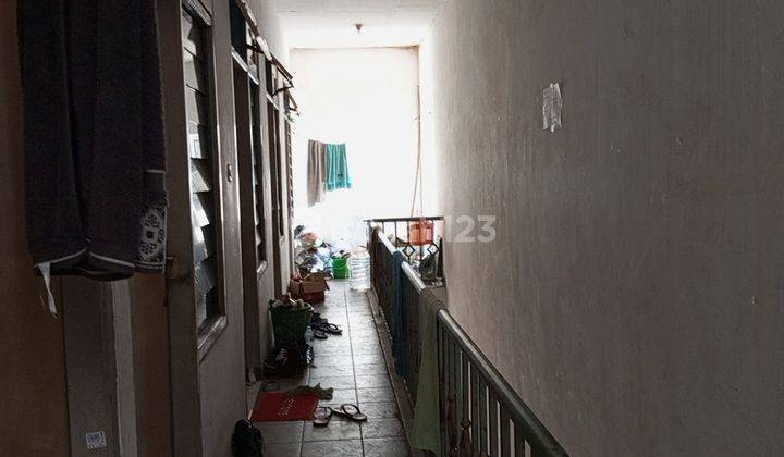 Rumah 2 Lantai Bagus SHM di Dukuh Pakis, Surabaya 1