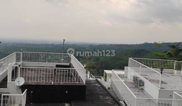 Rumah 2 Lantai Bagus SHM di Taman Dayu, Pasuruan 1