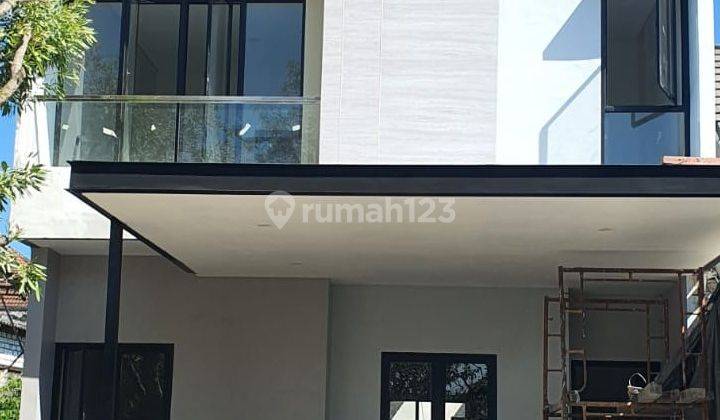 Rumah 2 Lantai Baru HGB di Bukit Palma, Surabaya 1