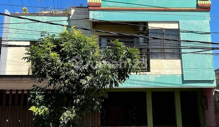Dijual Rumah Surabaya Barat di Raya Lontar