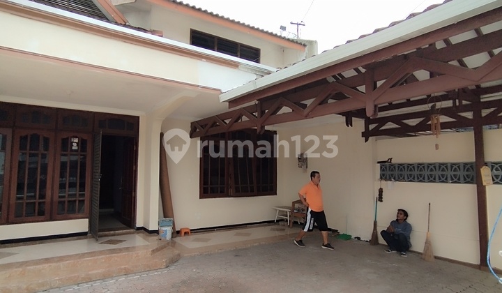 JUAL RUMAH SEMI FURNISHED MURAH SUKOMANUNGGAL SURABAYA