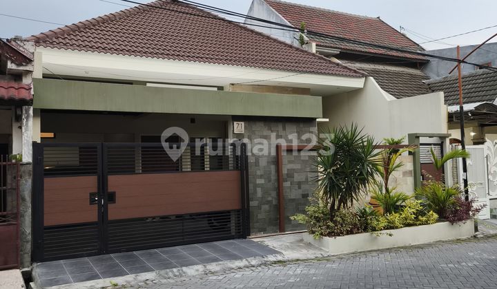 JUAL RUMAH GRESIK KOTA BARU SIAP HUNI STRATEGIS PUSAT KOTA 1