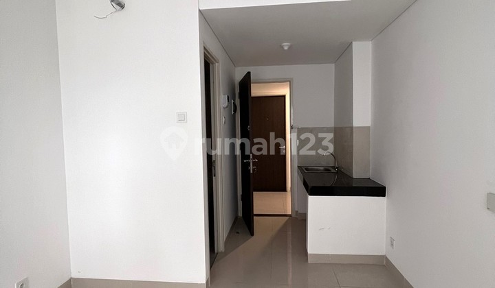 Ready-to-occupy Serpong Garden studio apartment, 00797 Bud