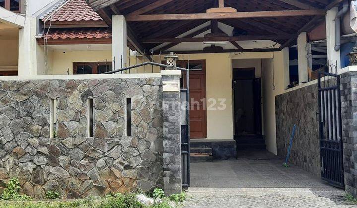 Rumah Siap Huni Kondisi Bagus Rapih di Taman Surya, 0005 Chrwid 1