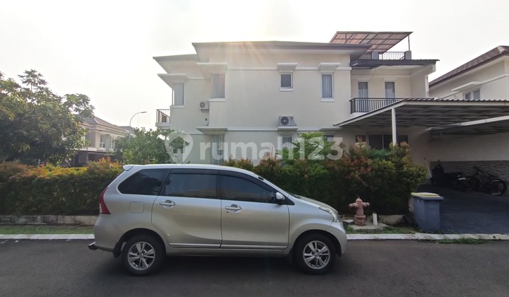 Rumah hook siap huni bagus rapih di Premier Pavilion, 032 Chr