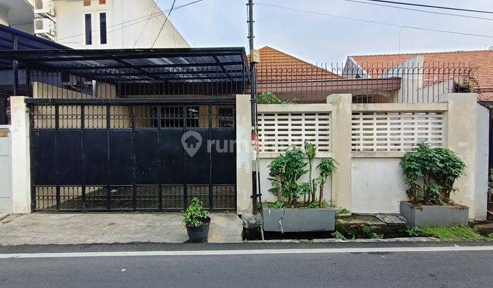 Rumah Bagus Asri Siap Huni Daerah Senen, Kode 0028 Chr 1