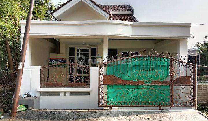 Rumah Siap Huni Bagus Rapih di Taman Mahkota, Kode 0027 Mar 1