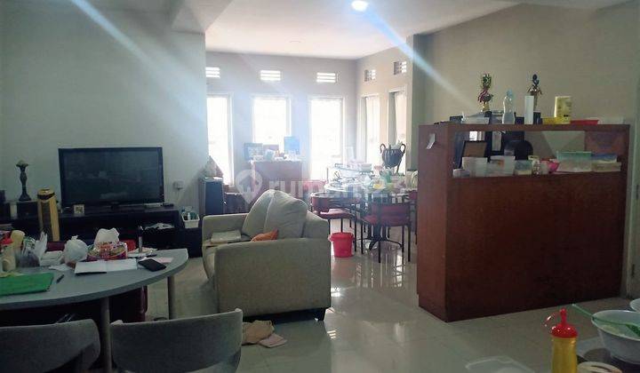 Rumah Siap Huni Lokasi Pinggir Jalan di Kembangan, Kode 0022 Joh 2