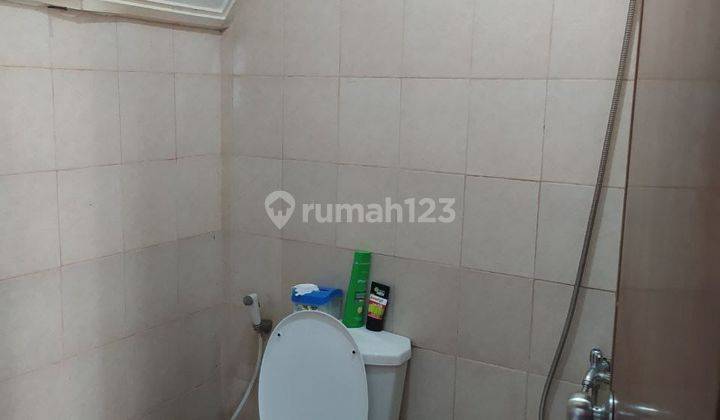 kamar mandi rumah bagus rapih siap huni