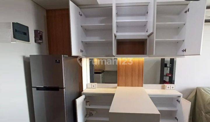 Apt. Sky Terrace Type 1br Rapih Siap Huni, Kode 0007 Mar 2