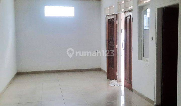 Rumah Siap Huni Kondisi Bagus Lokasi di Kalideres, Kode 0059 Joe  2