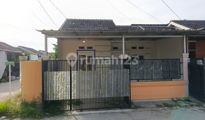 Rumah siap huni lokasi di Griya Artha Sepatan, 0025 Ags Rumah siap huni lokasi di Griya Artha Sepatan, 0025 Ags
