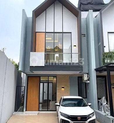 Good Minimalist House, Tidy and Ready to Occupy in Jagakarsa, 0059 Crs