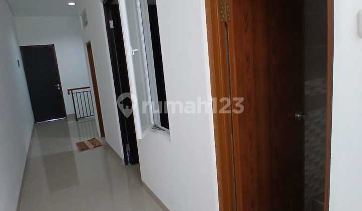 Rumah bagus rapih siap huni di Kebon Jeruk, 0027 CrsErw 2