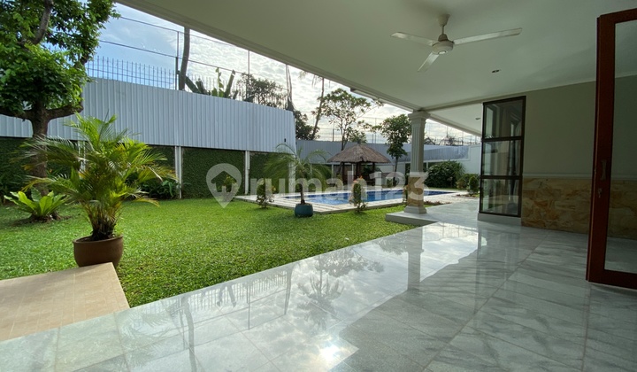 Rumah Hook Mewah Bagus Siap Huni di Cilandak, 0029 Heypau