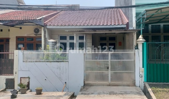 Rumah siap huni bagus rapih di daerah Puri Indah, 0033 AgsJoh Rumah siap huni bagus rapih di daerah Puri Indah, 0033 AgsJoh