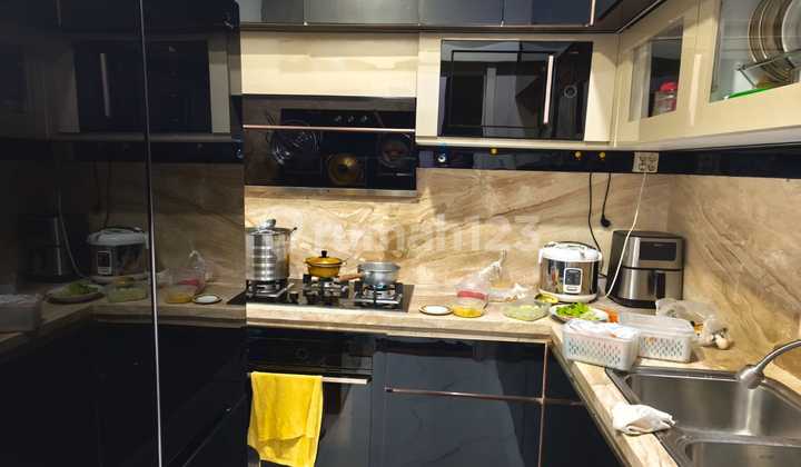 Nice, neat, ready-to-occupy house in Park Residence, 0002 CrsSus 2