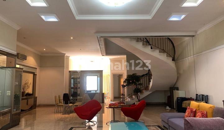 Affordable Ready-to-Live House Size 13X25m in West Pluit 2